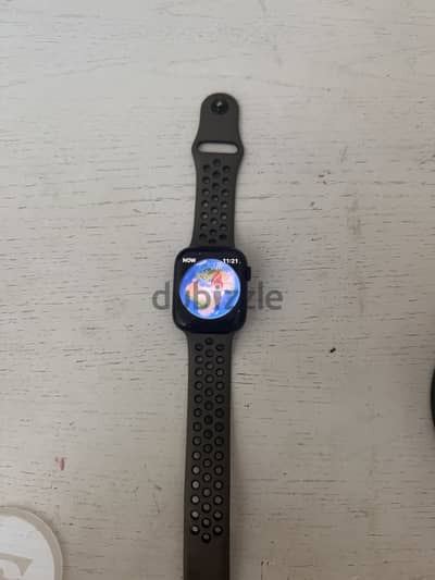 Apple watch series 8 sports band