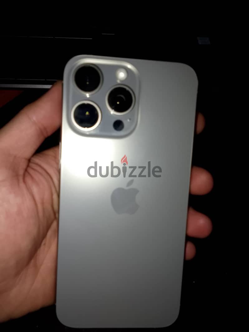 Apple - iPhone 15 Pro Max 3
