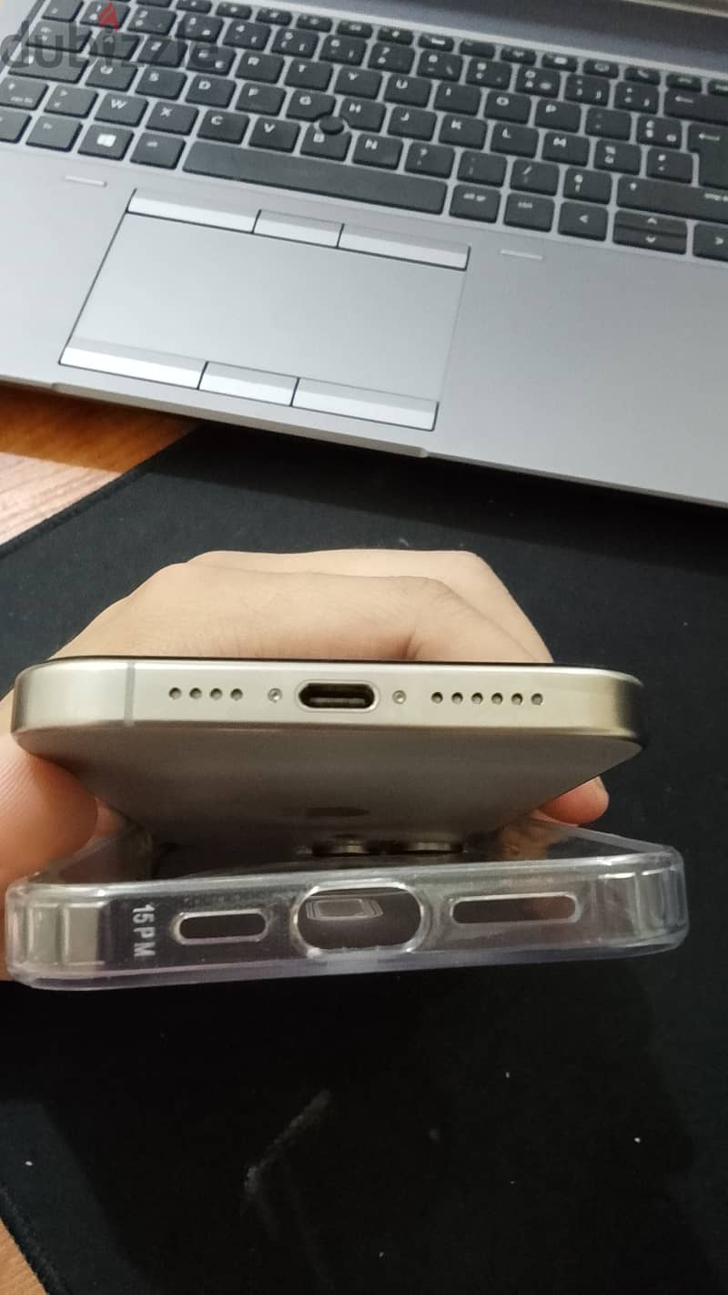 Apple - iPhone 15 Pro Max 7