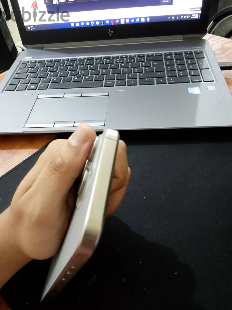 Apple - iPhone 15 Pro Max 9