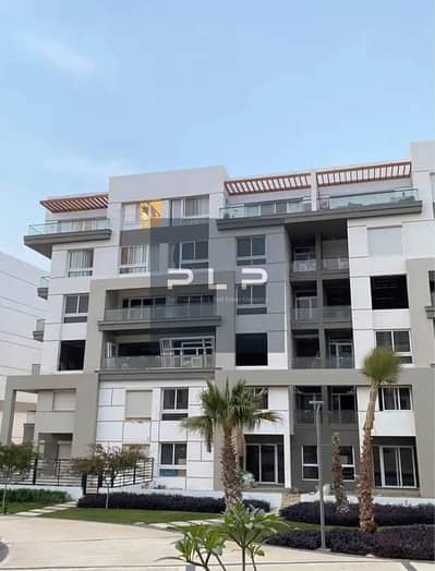 Apartment for rent with a distinctive view, fully finished, in Hyde Park, Fifth Settlement, near the American University in Cairo.