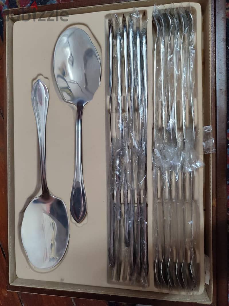 Brand new Solingen cutlery set 2