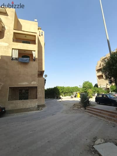 فرصة شقة للبيع كومباوند ٦٠ عماره قريبا من مول اكتوبر فيستيفال
