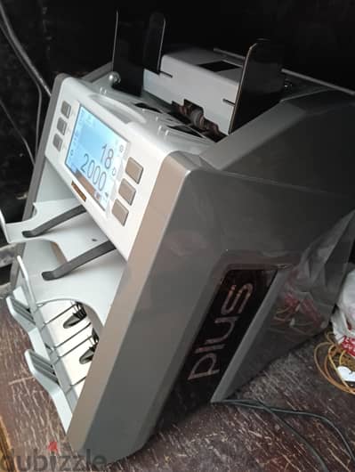ماكينه عد النقود كورى بلس  p624N