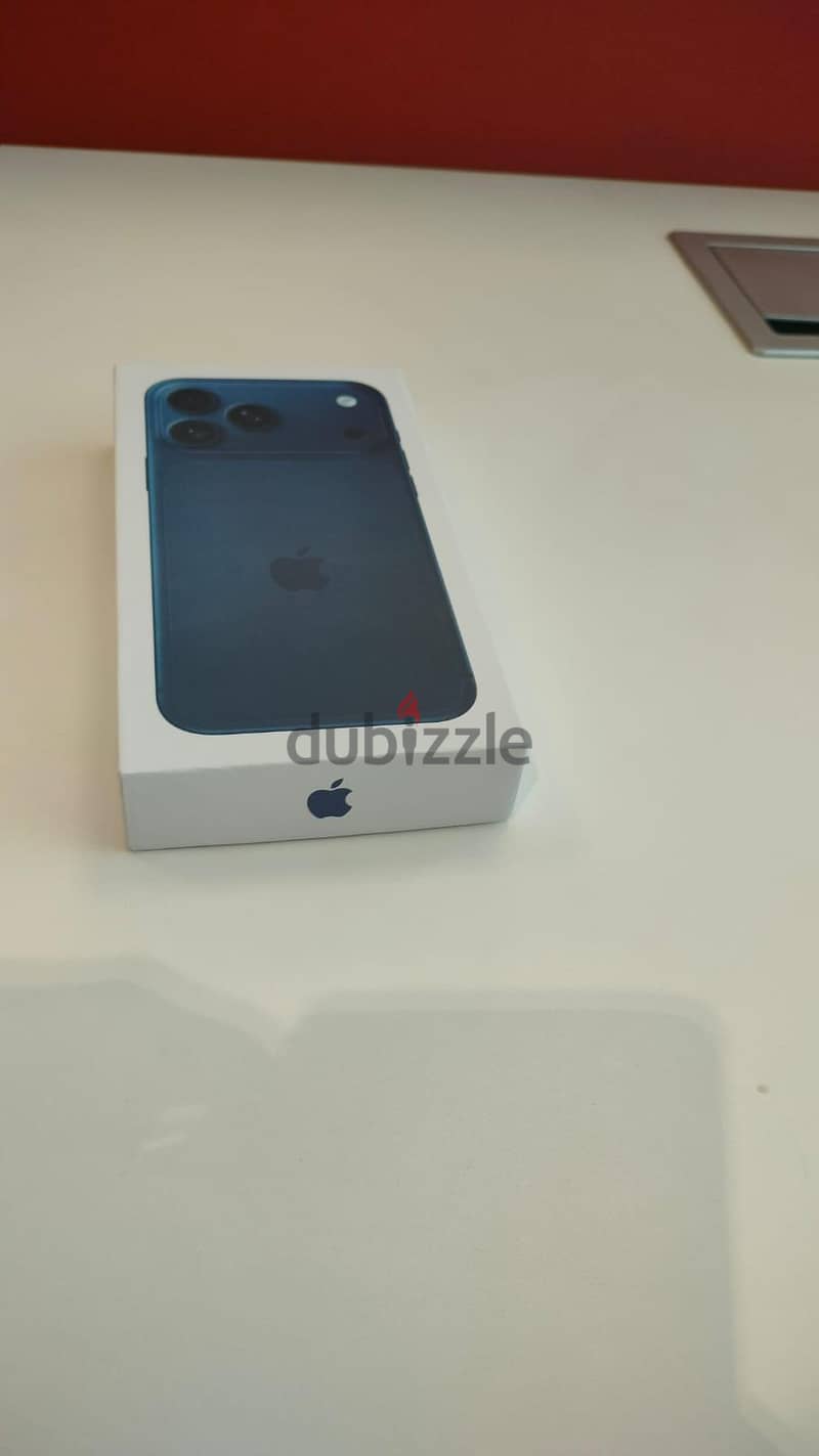 Apple - iPhone 17 Pro Max 6