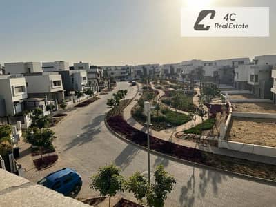 باقل توتال استلم تاون هاوس كورنر350 م Open view landscape ريسيل Hyde Park – New Cairo علي شارع التسعين دايركت