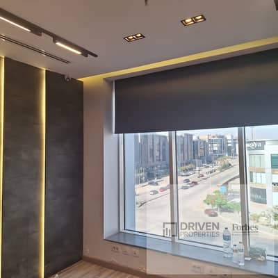 مكتب إداري متشطب بالكامل للإيجار في تريفيوم القاهرة الجديدة التجمع الخامس     Trivium Square New Cairo 5th Settelement