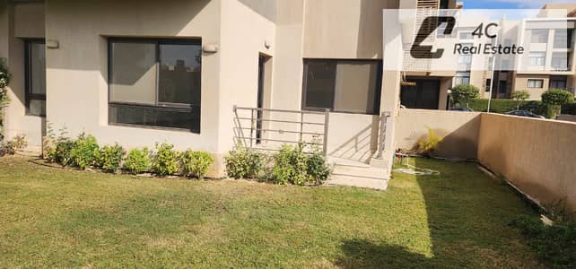 Under market price Apartment for sale 100 m fully furnished with Ac’s ready to move Prime location view landscape in Al Marasem Fifth Square New Cairo