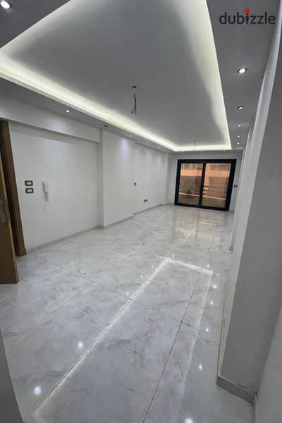 Apartment for sale in Smoha, Al-Riyada Street, 150 meters, parallel to your house at the club