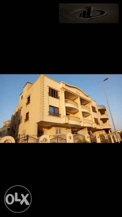 نص روف فيلا للبيع – النرجس 4 | التجمع الخامس   النرجس 4 – موقع مميز جدًا في قلب التجمع الخامس    