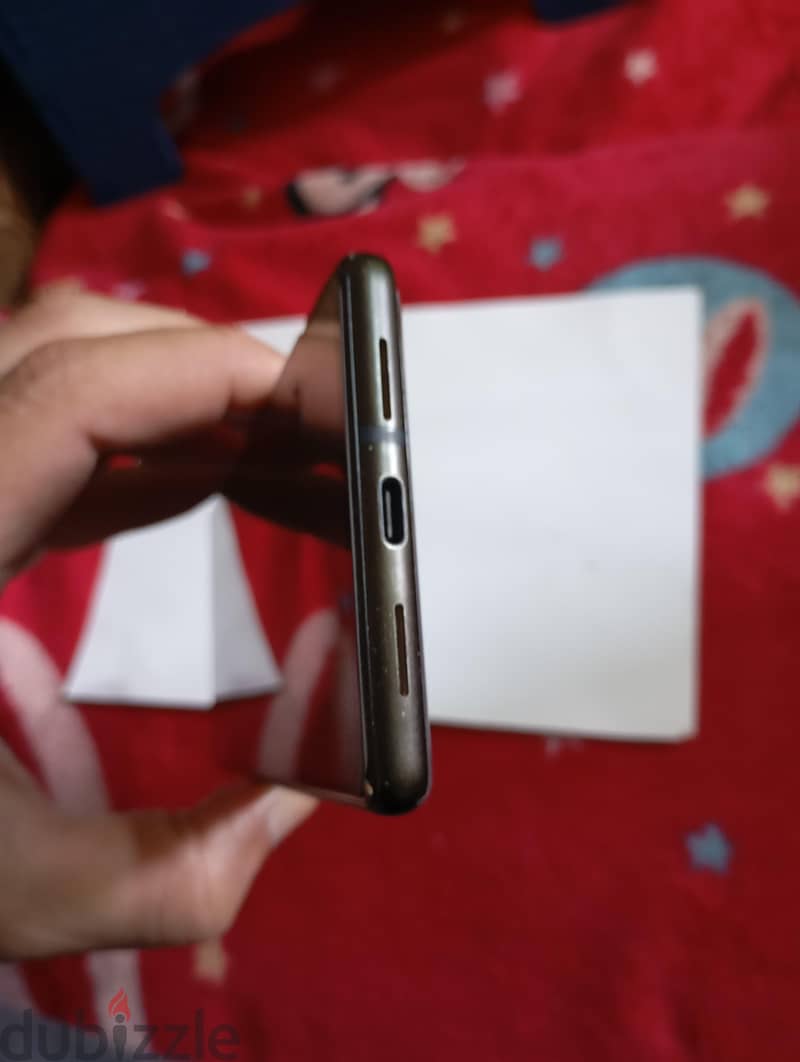 Google Pixel 6 4