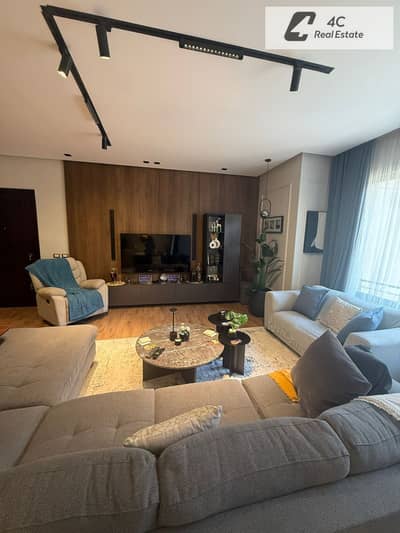 Under market price Apartment for sale 150 m fully finished ready to move Prime location view landscape in Village Gate Compound New Cairo