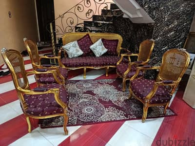 صالون كنبه واربع كراسى