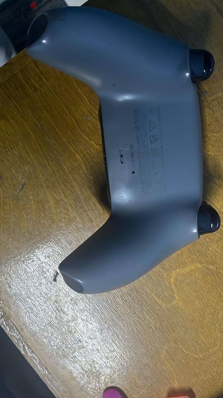 PS5 controller 1