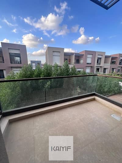 Townhouse Middle for Sale in District 5 Fully Finished Ready to Move Prime Location All Inclusive Price