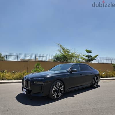 BMW I7 2024 xDrive60 M Sport - استلام فوري - Ghandour Auto