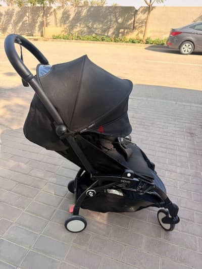 Yoyo 3 Stroller 6+ With Car seat Adapter Like New