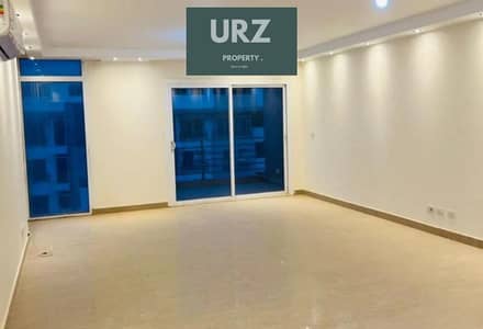 شقة 3 غرف prime location تقسيط علي 10 سنين في العاصمة الادارية للبيع فيو علي النهر الاخضر وبالقرب من جراند فالير و رودس وساج ليك ولاجونز وميد تاون