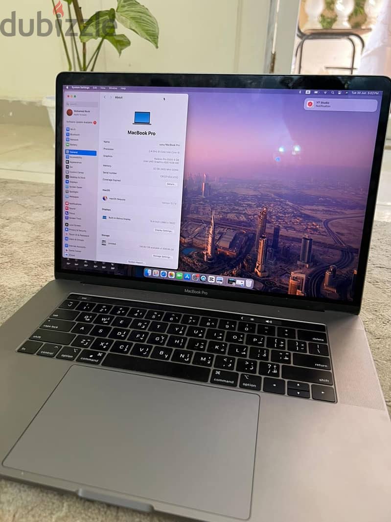MacBook  pro 2