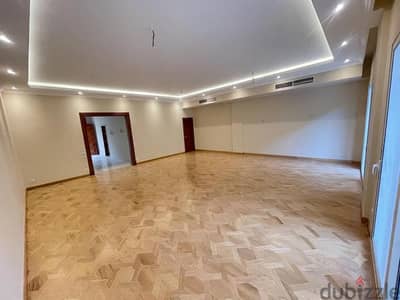4 Bedroom Villa with private garden in the heart of Zayed