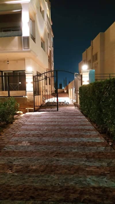 للايجار في الحي الرابع تصلح سكني أو اداري دور ارضي