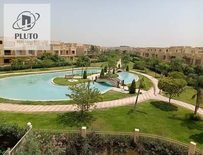 تاون هاوس 255متر بسعر لقطه في كمبوند ايفير جرين اكتوبر متشطب بالفرش برايم لوكيشن من المالك مباشره . . كمبوند متكامل الخدمات عايش وساكن بالفعل