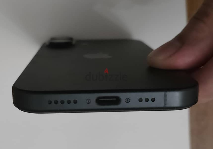 iPhone 16 3