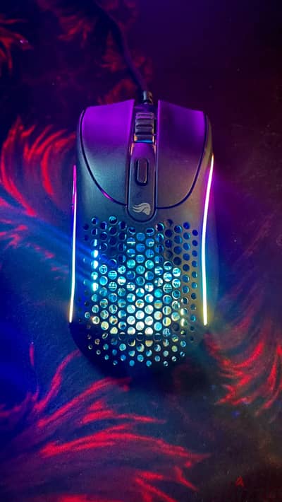 GLORIOUS MODEL D2 GAMING MOUSE