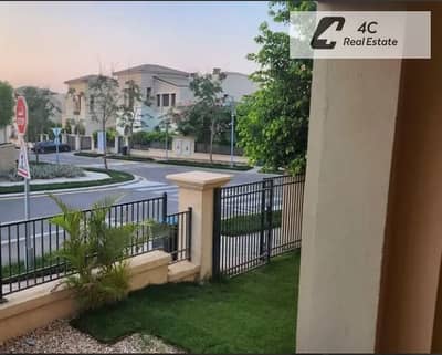 فيلا فاخره 570 متر ريسيل-كمبوند اب تاون القاهره الجديده بتقسيمه مميزه واقل اوفر في الماركت-open view landscape جاهزه للسكن