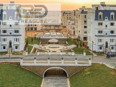 semi furnished I villa roof for rent in Mountain View Hyde Park - new cairo