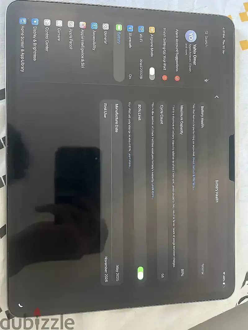 Ipad 13 inch M3 and a case, all original like new with keyboard 1