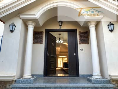 Luxurious villa for rent furnished with a swimming pool