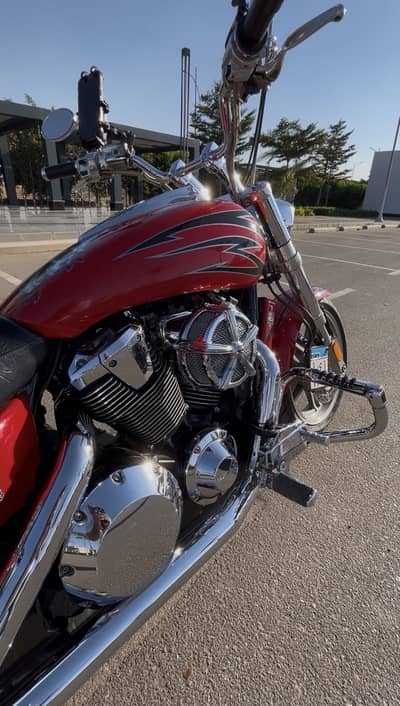 Honda VTX1800F 2007 Fully-Loaded