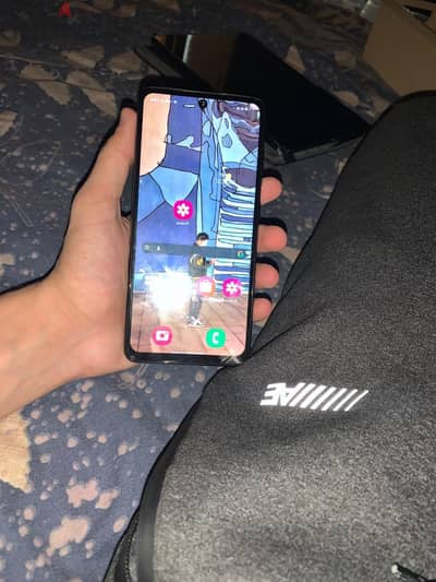 سامسونج ايه 52