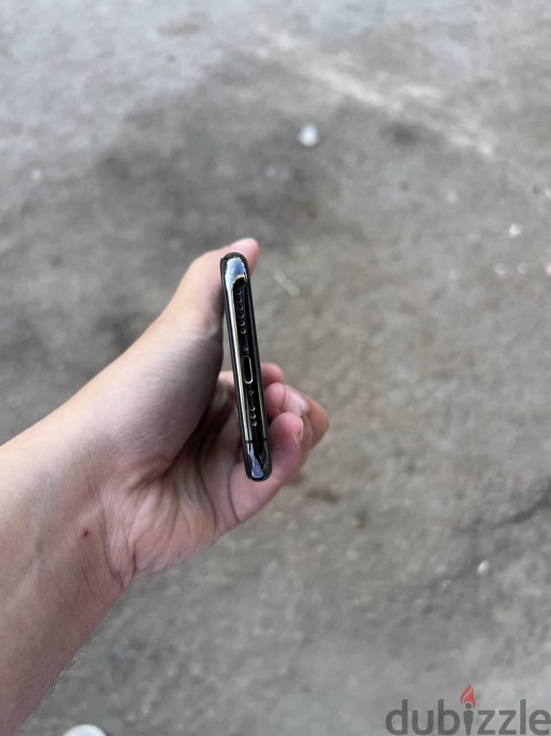 Apple - iPhone 11 Pro 1
