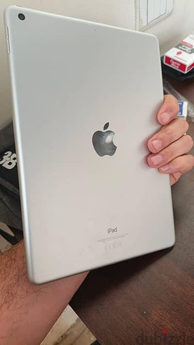 لسرعه البيع ipad 9