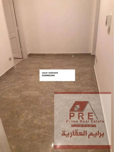 Administrative office for rent in Raml Station, next to Metro Cinema - 2 rooms