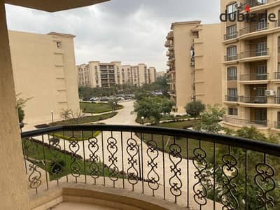 شقة للايجار 131متر بالمطبخ والتكييفات فيو جاردن قرب افينيو مول وبوابة 24 المرحلة التاسعة الرحاب 2 التجمع الاول القاهرة الجديدة