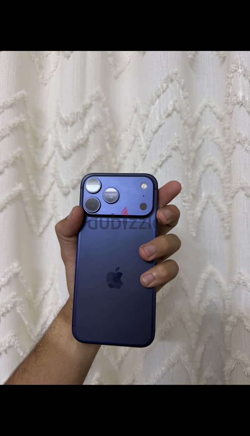 Apple - iPhone 17 Pro Max 4