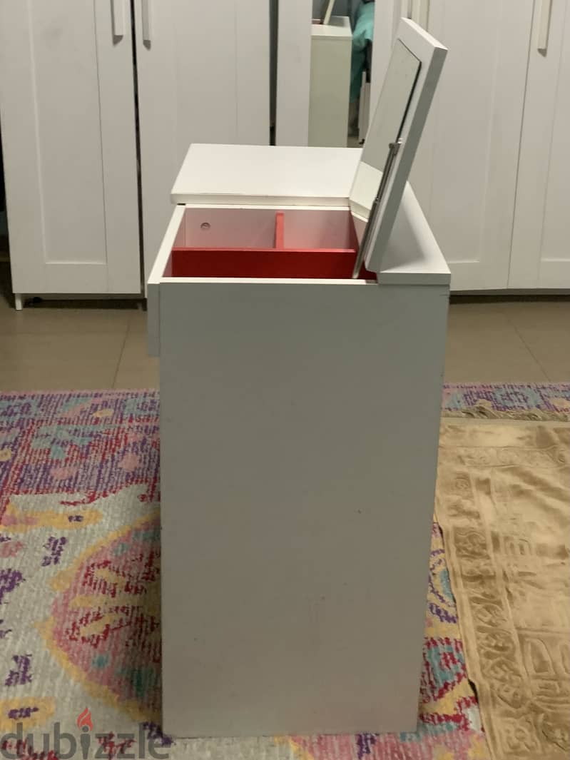 IKEA BRIMNES dressing table 1