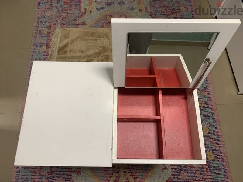 IKEA BRIMNES dressing table 3
