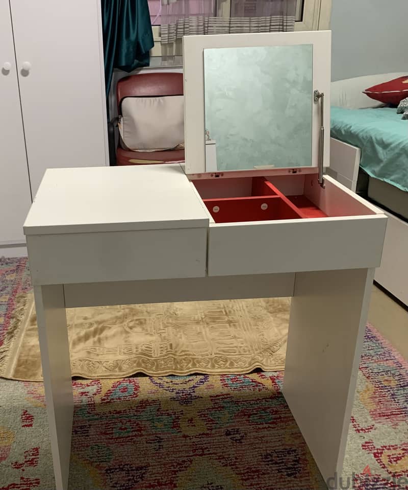 IKEA BRIMNES dressing table 5