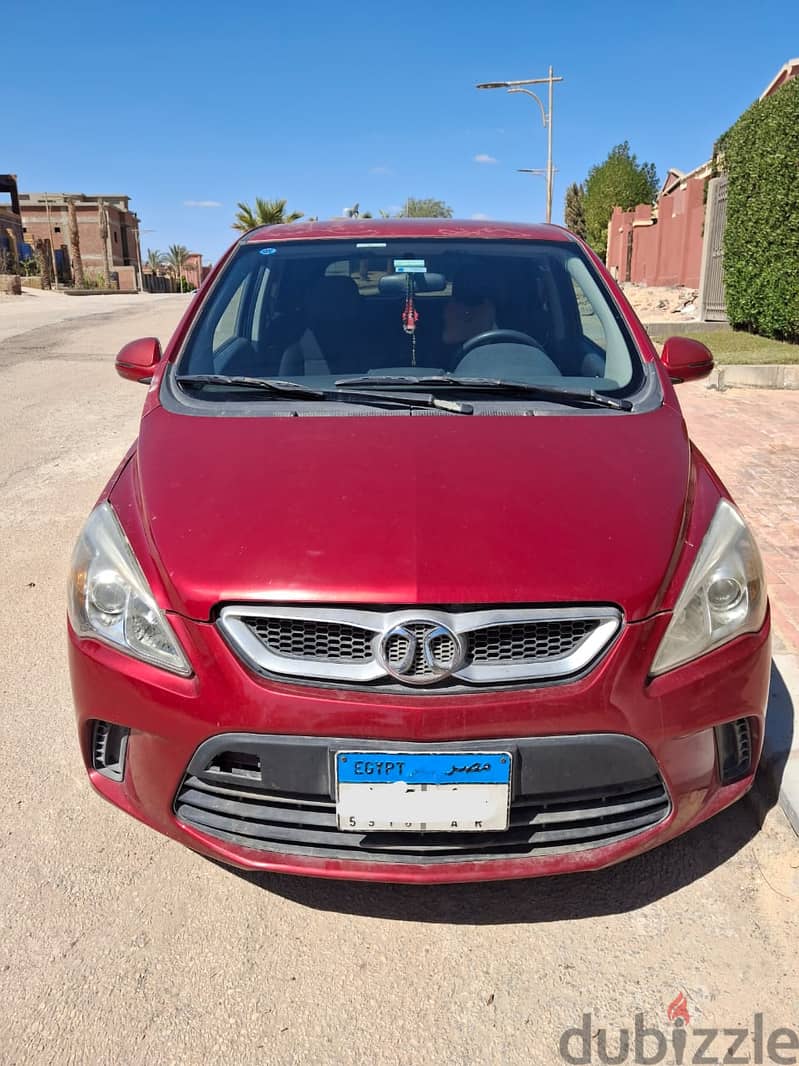سينوفا إيه 1 2018