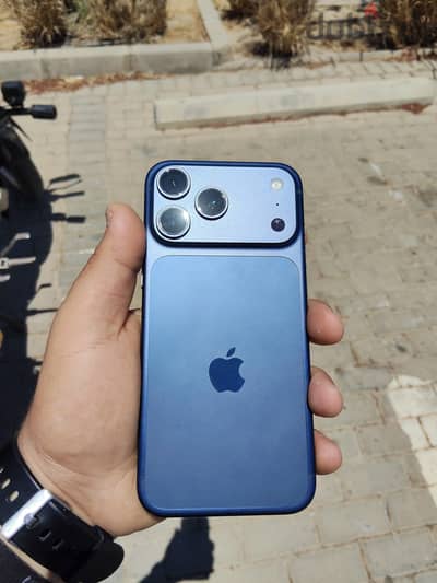 آبل - آيفون 17 برو ماكس