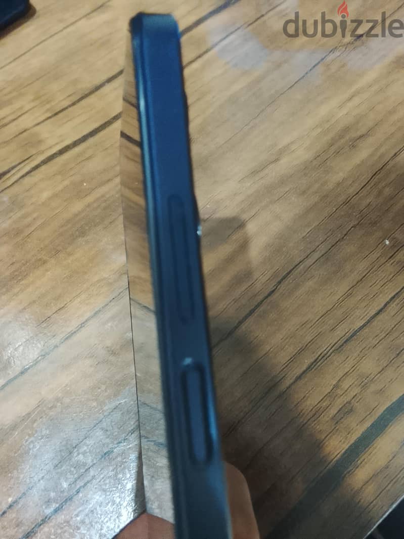 Realme C33 1