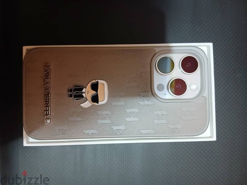 Apple - iPhone 15 Pro 2