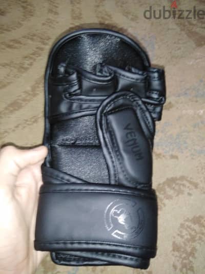 MMA GLOVE  NEW CHEAP PRICE