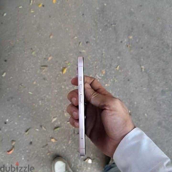 Apple - iPhone 15 2