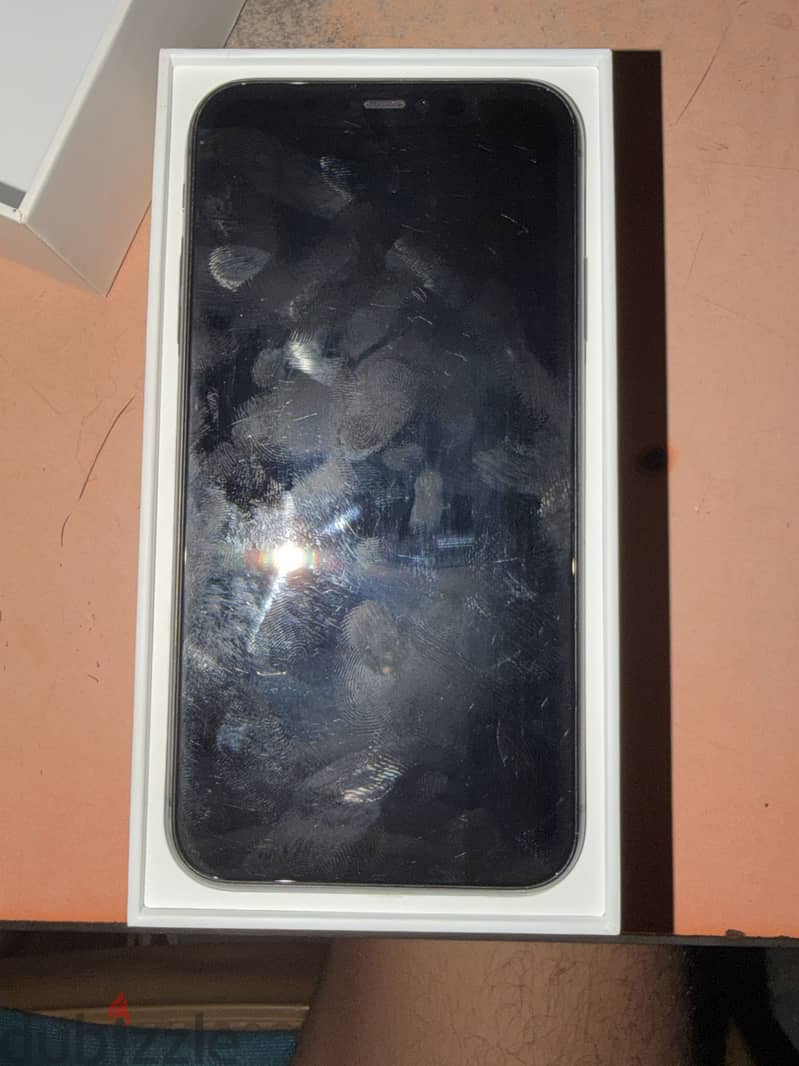 Apple - iPhone 11 1