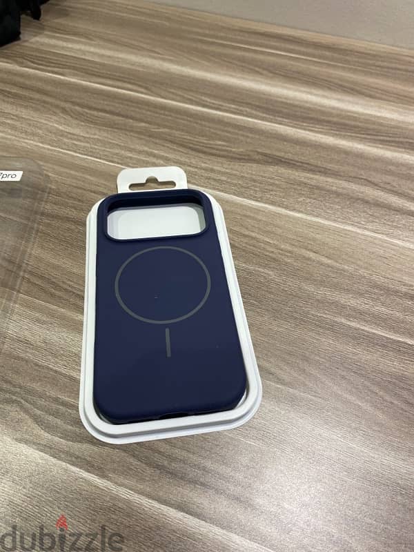 iphone 17 pro max brand new techwoven case 1